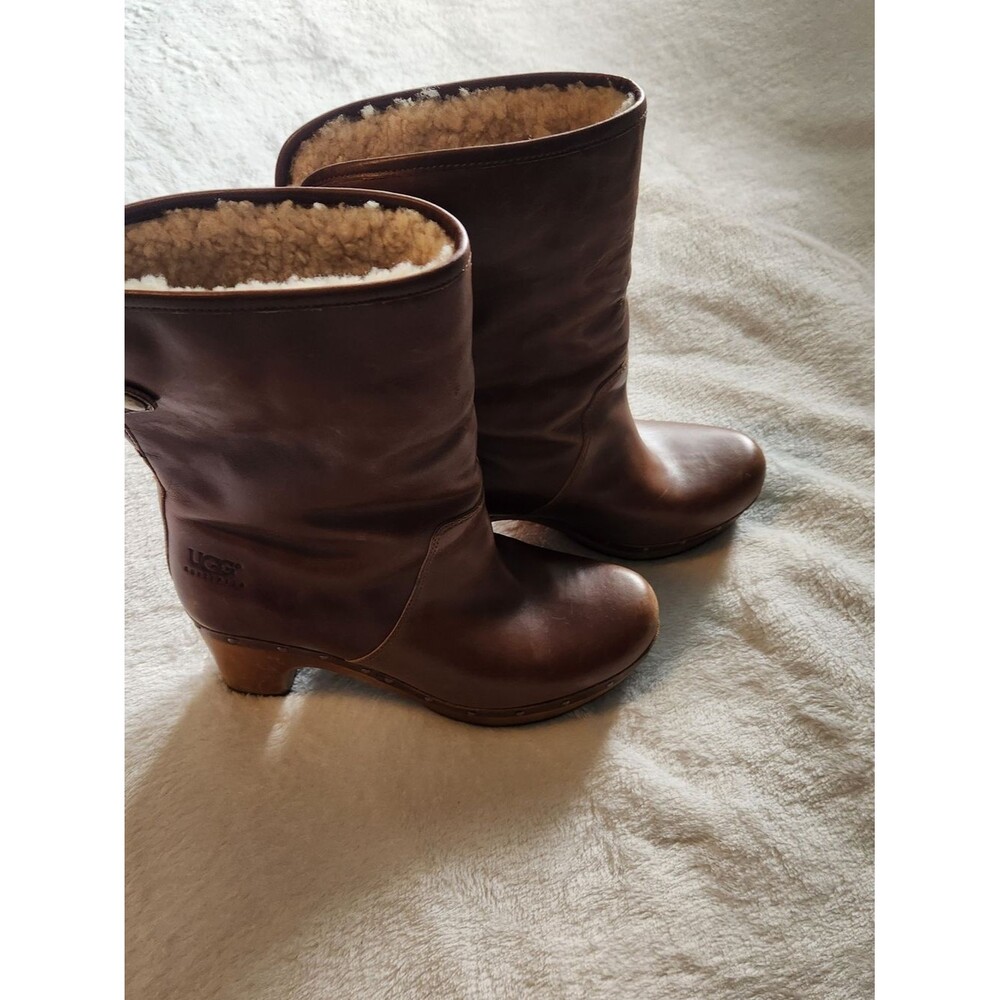 UGG Australia Brown Leather Lynnea Clog Boots Size 7